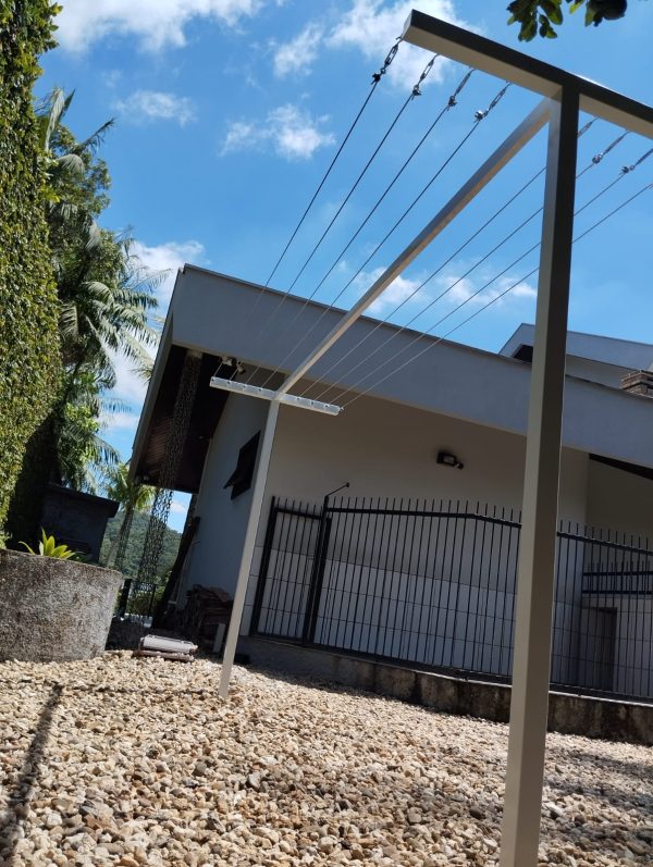 Varal Externo de Chão em T de ferro zincado com 08 Cabos de Aço de até 3.3M | Ferro zincado ou Inox | Boutique dos Varais - Imagem 3