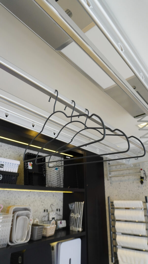 Varal Elétrico Aquecido | Ventilação quente e fria | Esteriliza |1.20 M ou 1.50 M |Extensível | Alumínio | Varal inteligente | Boutique dos Varais - Imagem 11