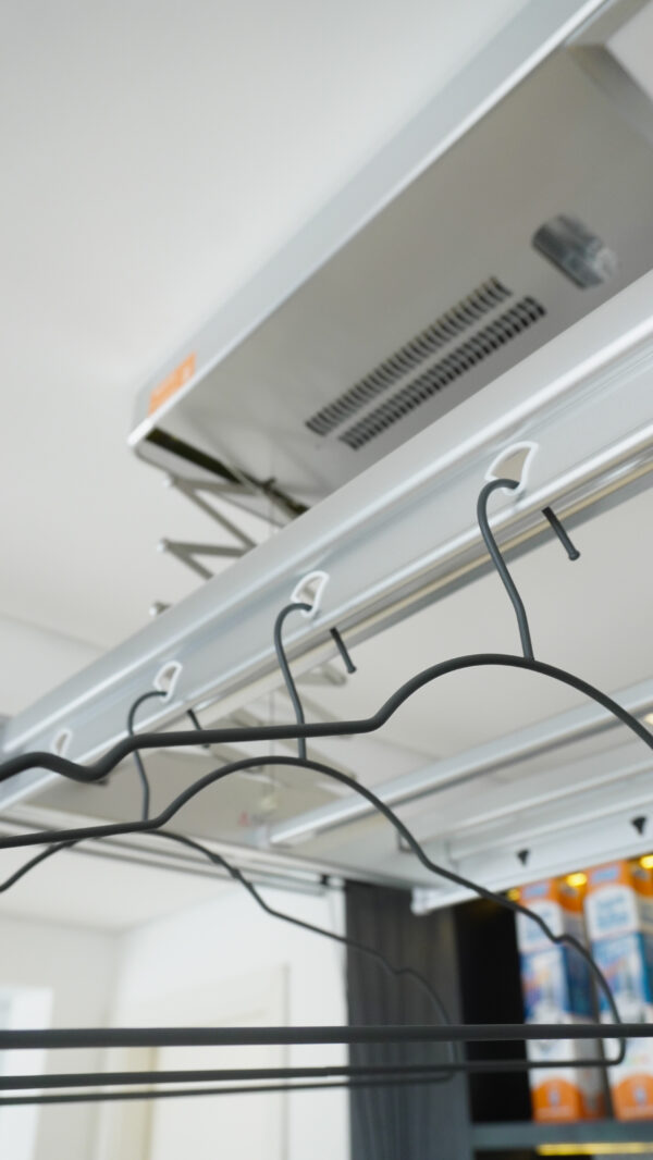 Varal Elétrico Aquecido | Ventilação quente e fria | Esteriliza |1.20 M ou 1.50 M |Extensível | Alumínio | Varal inteligente | Boutique dos Varais - Imagem 9